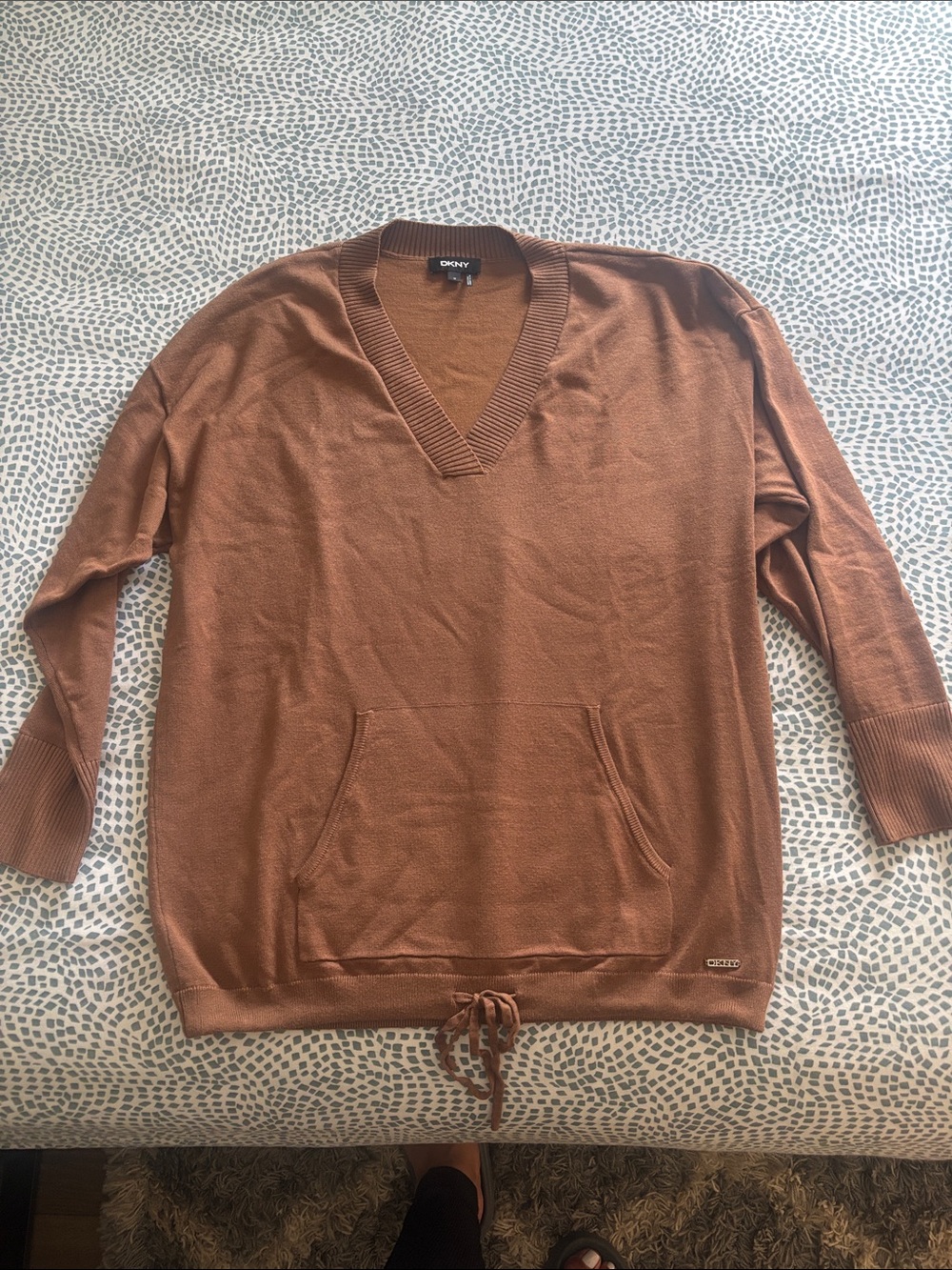 DKNY Woman’s V-Neck Pullover Sweater in Rust